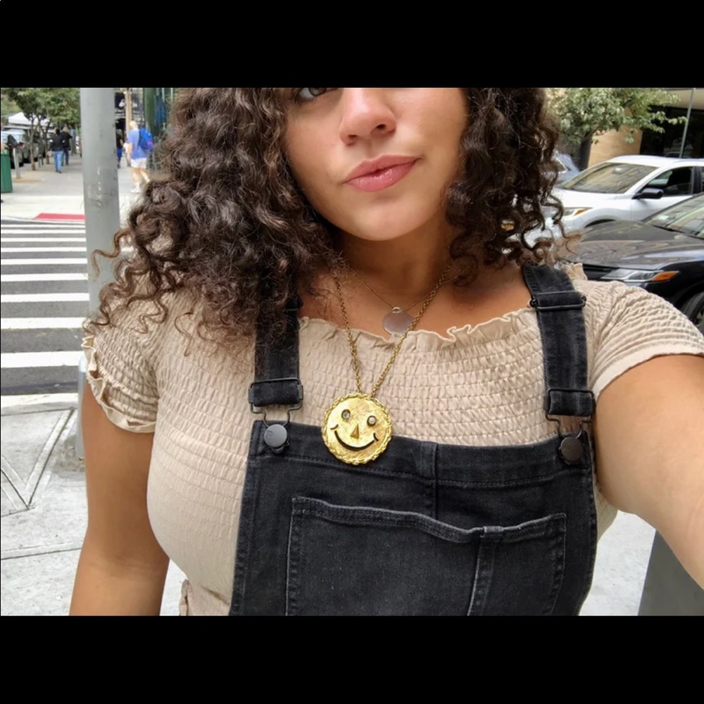 Vintage gold necklace smiley face